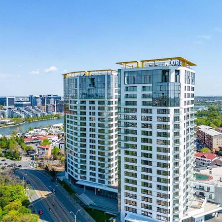 One Verdi Park Exclusive Apartments - Panoramic View & Private Parking Bucarest Esterno foto